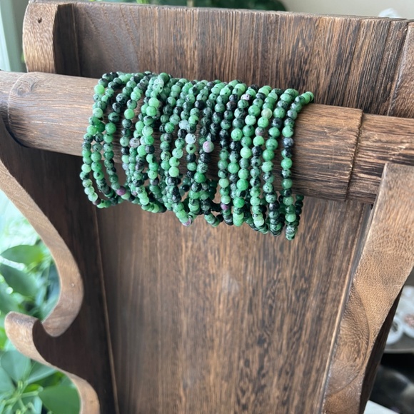 Ruby Zoisite Bracelet (one) - Picture 4 of 5
